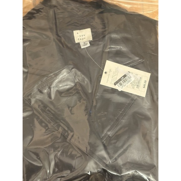 A New Day Women's Faux Brown Leather Jacket Button Front Fully Lined Size M - Picture 4 of 4